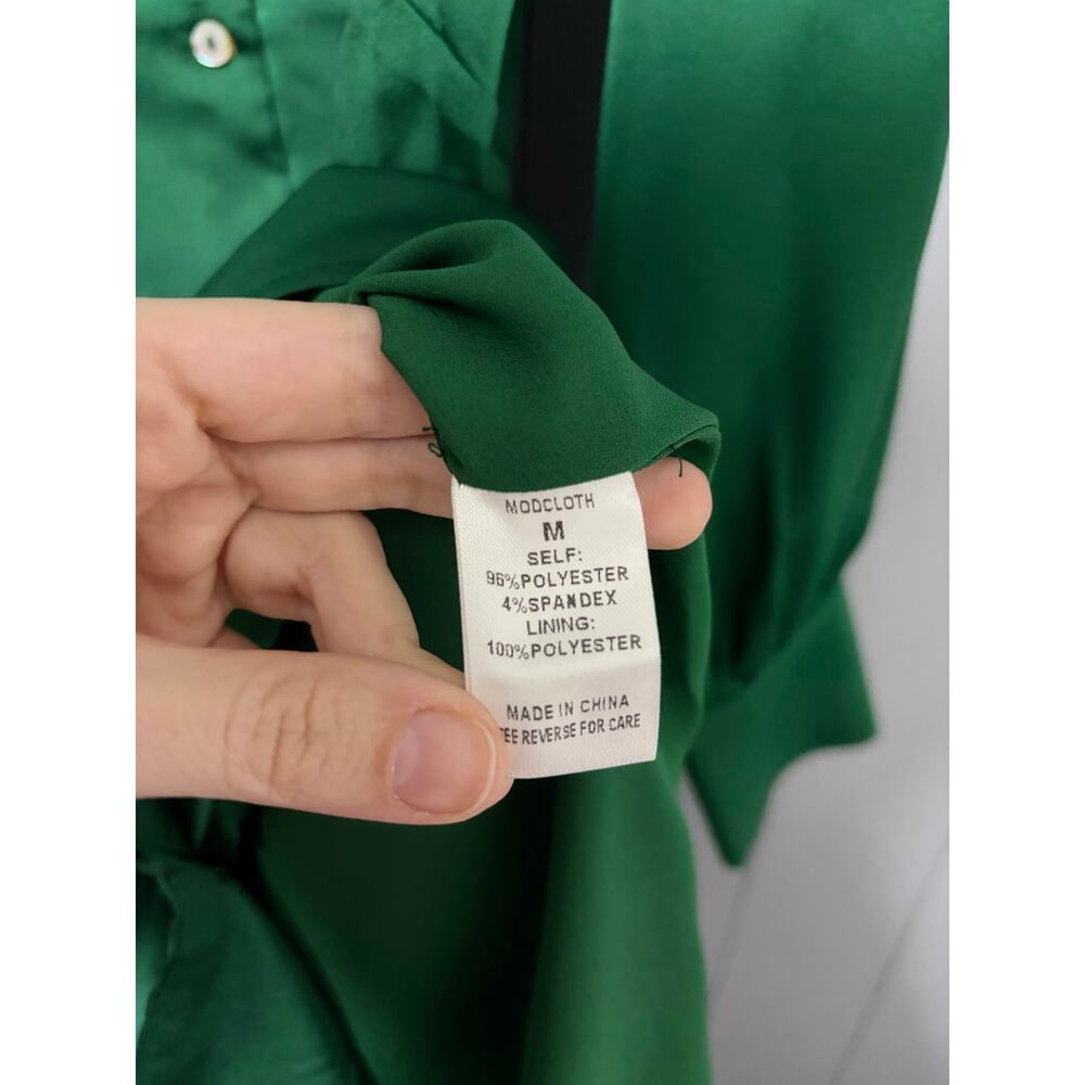 Modcloth Gilli Green Satin Long Sleeve Button-down Party A-line Dress M - Picture 3 of 9